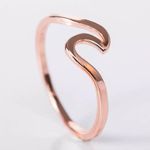 Boutique rose gold wave ring size 7 Photo 0