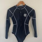 Amazon Longsleeve Zip Paddle Suit Photo 0