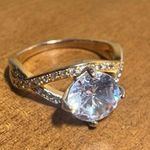 Elegant Gold and Silver engagement Ring Photo 4