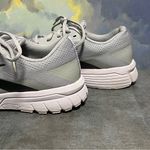 Brooks  Signal 3 Women's Gray Running Shoes Size 10B Photo 8