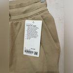 Lululemon NWT  Scuba High Rise Joggers Fleece Trench Size 2 Pockets Photo 8