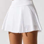 Nike  Size L Women's Tennis Club Short Skirt White Photo 0