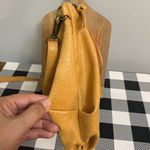 MICHE Harlem mustard Photo 5