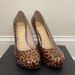 Joan & David  Leapard pump heels Photo 0