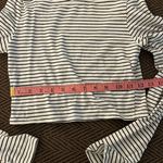 Heart & Hips Crop Top Photo 3