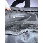 Lululemon Everywhere Belt Bag black yoga exercise Photo 4