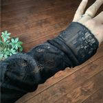 Dressy long lace sleeve top 🌹 Black Size M Photo 2