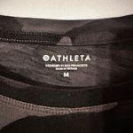 Athleta  Daily Camo Crew Neck Short Sleeve‎ Tee Shirt  Size Medium Photo 3