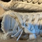 Women's White Shoes Size 7.5 Photo 8