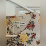 Moon River Crochet Lace Floral Print Bell Sleeve Women's Top. Size-Small Photo 3