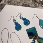 Lot Of 4 Women’s Blue Costume Earrings Pierced Dangle Drop Photo 2