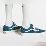 Vans  Old Skool Pig Suede Stargazer Women 10.0 US Mens 8.5 US Photo 4