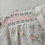 Vtg JCPenney Lounge House Dress Robe PEARL BUTTONS Coquette Floral Size Med + White Photo 3