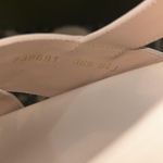 Gucci  Logo Sandal White Metallic Gold size 36.5 Photo 4