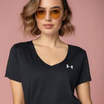 Under Armour  Women's V-Neck Short Sleeve T-Shirt Black Size Large Casual Photo 0