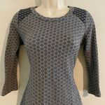 Maria Gabrielle Like new  waffle texture lightweight sweater/top. Sz S petite Photo 3