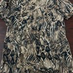 Landau Snake Skin Print V Photo 2