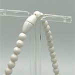 Vintage Necklace White Photo 2