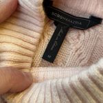 BCBGMAXAZRIA Nice  BCBG MAXAZRIA sweater 🍑🍑 Photo 6