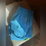 Brooks  d’lite 4” low rise short​​​ with lace print size small running jogging Photo 6