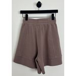 Varley  Alder High-Rise Short 5.5" in Antler Size X-Small Photo 6