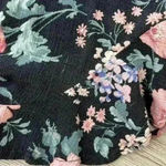 American Eagle  Outfitters Black Floral Short Sleeve Top Size M Photo 4