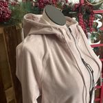 Avalanche  outdoor supply jacket woman full zip lightweight, hooded, soft Sz XL Photo 3