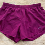 Nike  Dri Fit Women’s‎ Sz M Berry Tempo Running Shorts Photo 0
