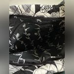 Vera Bradley Very Bradly quilted black and white‎ floral cross body purse adjustable Photo 5