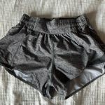 Lululemon Hotty Hot Short 2.5” Photo 0