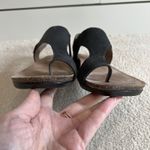 Dansko  Reece Sandal Size 39 8.5 Black Leather Toe Strap Slingback Flat Photo 5