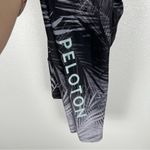 Wear It To Heart Peleton Leaf Print Leggings Gray Sz XS Black Photo 6