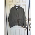 Vuori Capri Bomber Jacket in Oregano Green Size Large (Flaw) Photo 2