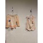COMMENSE Two Piece Set Womens Large Cream Vest and Shorts Embroidered Floral Photo 1