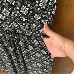 Boden Margot Scoop Neck Jersey Dress
Black White. Size 6. Black Photo 3