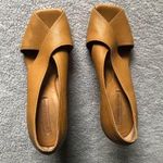 BCBGMAXAZRIA Authentic Leather wedge. US 8.5. UK 39.5.Color: Brownish Orange Photo 0