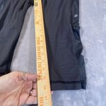 Lululemon Leggings Capri Pants 8 Black Foil Sides‎ Yoga Running Dance Textured Photo 7