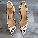 L.A.M.B. Snow leopard stiletto pointed
Heels / Pumps Photo 3