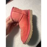 UGG  Pink Classic Low Boots Woman’s Size 6 -Could Use A Cleaning Photo 5