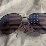 BNWT American Flag Aviator Sunglasses Multiple Photo 0