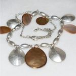 Unique Vintage Vintage Classic Mother Of Pearl/Silver Tone Metal Dangles/Beads Necklace Photo 2