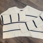 moon&madison Moon And Madison Sweater Photo 3