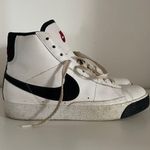 Nike Blazer Mid Photo 0