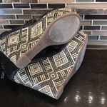 Nine & Co. Black patterned straw‎ wedge sandals womens size 7 Photo 5