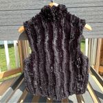 Eight Sixty  Women’s Black Faux Fur Zip Front Vest with Pockets Size XS Photo 3