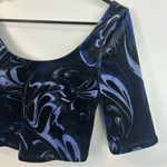 Athleta  Exhilarate Blue Velvet Swirl Crop Top Size Small Photo 4