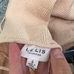 Le lis Tan dress Photo 3