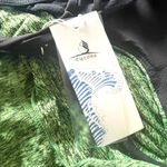 icyzone  green athletic built in bra Tank top Photo 8