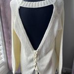 Sugar Lips Boutique Cream sweater. Size small. Photo 2