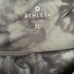 Athleta  Tie Dye High Rise Cloud Chaturanga Capri XL Photo 2